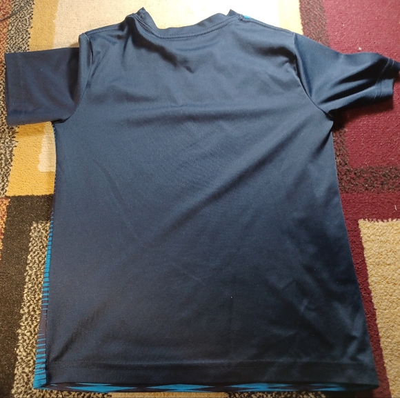 Real madrid t shirt - Picture 4 of 4